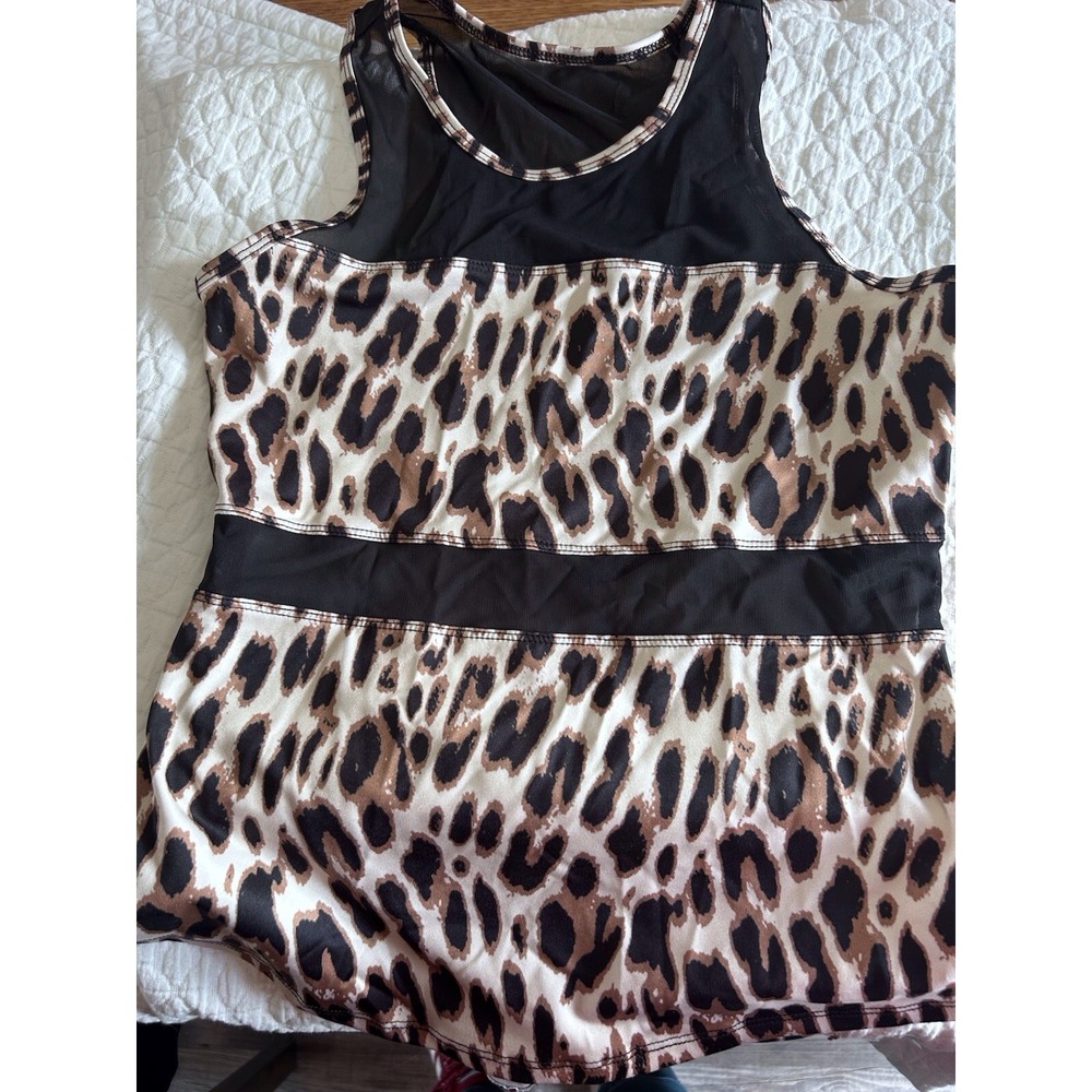 Zelos Animal Print With Mesh Inserts Workout Top Size Small NWOT